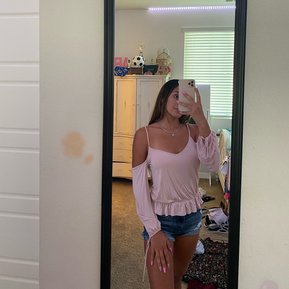 American Eagle shirt
